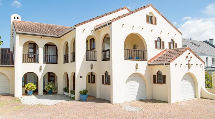 Penguino Guest House