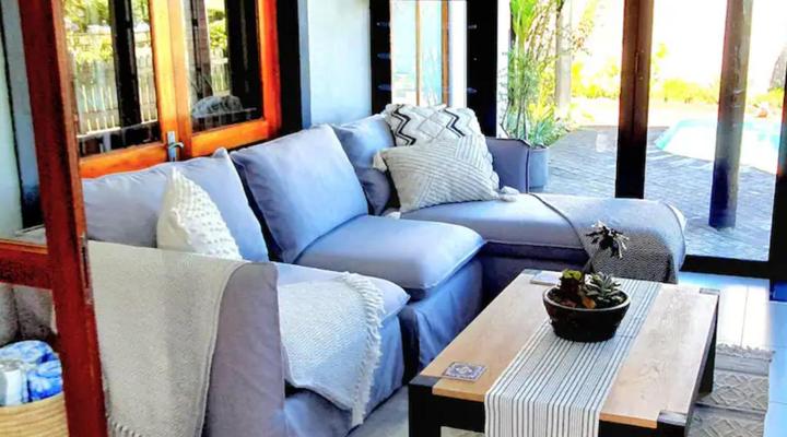 Nicola's at Costa Sarda Knysna