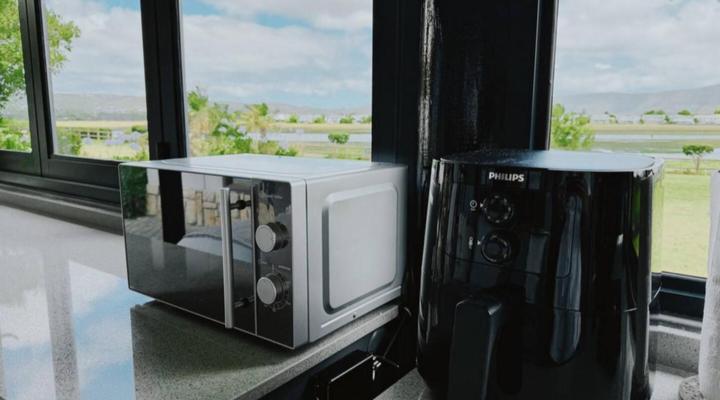 Nicola's at Costa Sarda Knysna