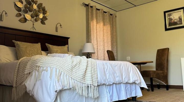 AGYES LODGE (Blue Diamond Guest House)