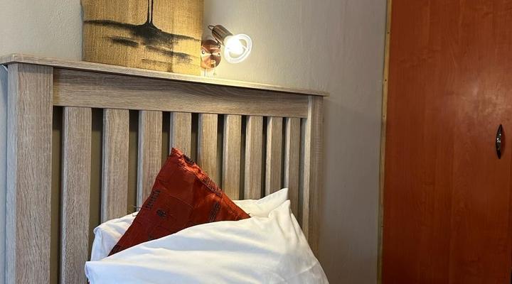 AGYES LODGE (Blue Diamond Guest House)