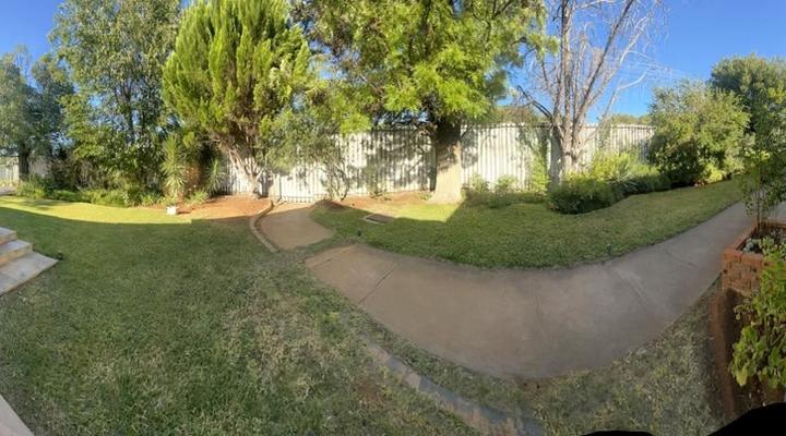 AGYES LODGE (Blue Diamond Guest House)