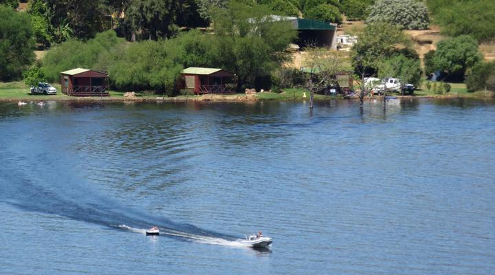 Lebanon Citrus Holiday Farm