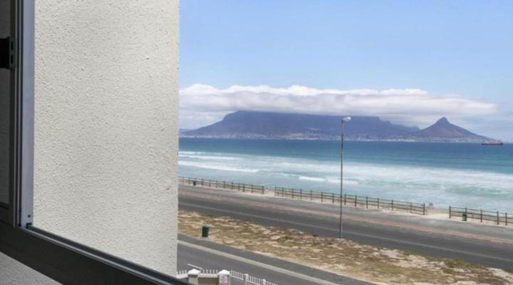 Zeezicht 204 Bloubergstrand