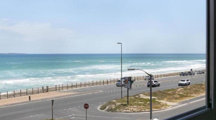 Zeezicht 204 Bloubergstrand