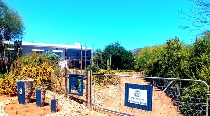 Karoo Nest