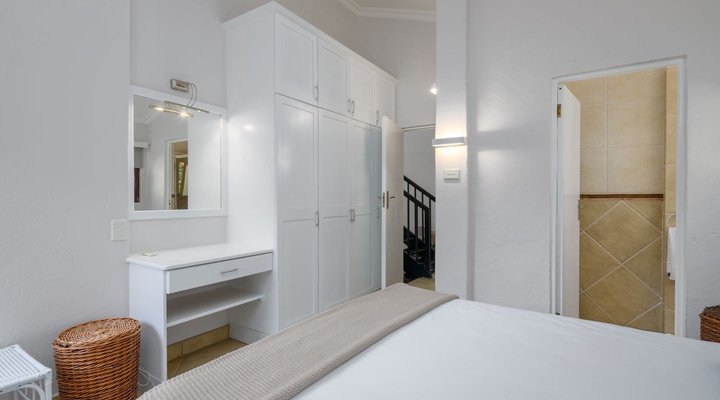 Three Bedroom Superior Villa 3207