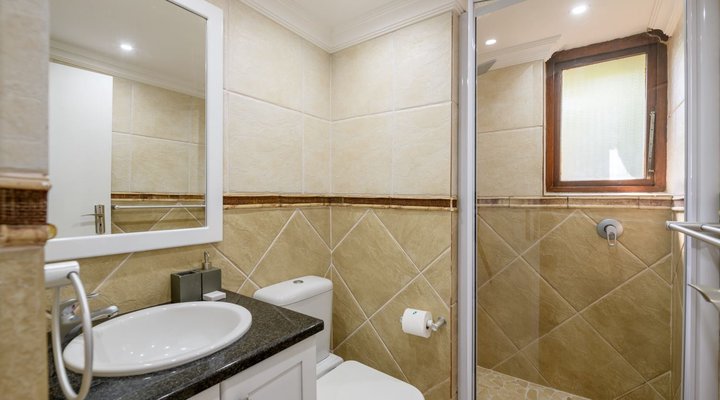 Three Bedroom Superior Villa 3207