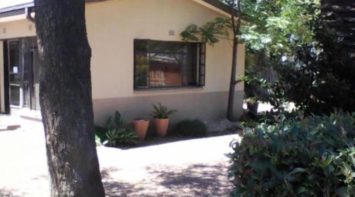 Elephant Lodge Guest House