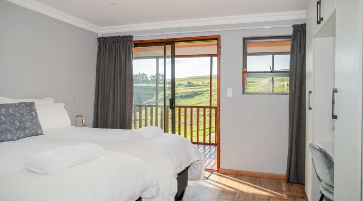 Log Cabin Moonlight Meadows