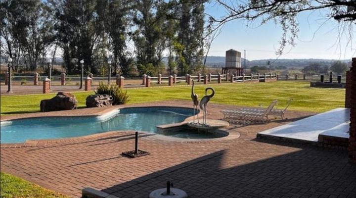 Retief Guest Farm