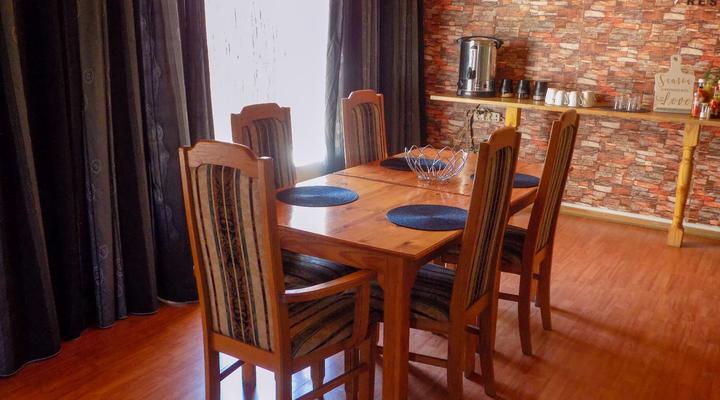 Molopo Naledi Guest Lodge