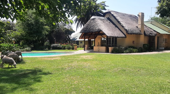 Lanseria Lodge