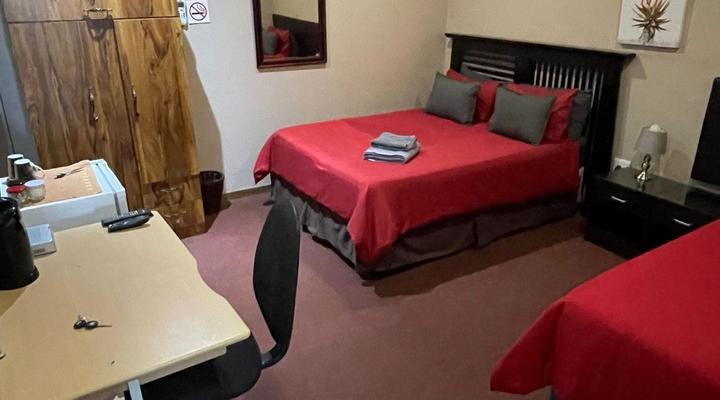 Leeudoringstad Guesthouse