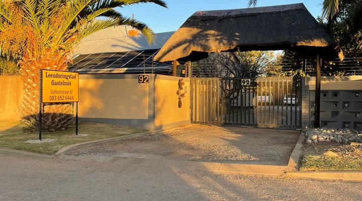 Leeudoringstad Guesthouse