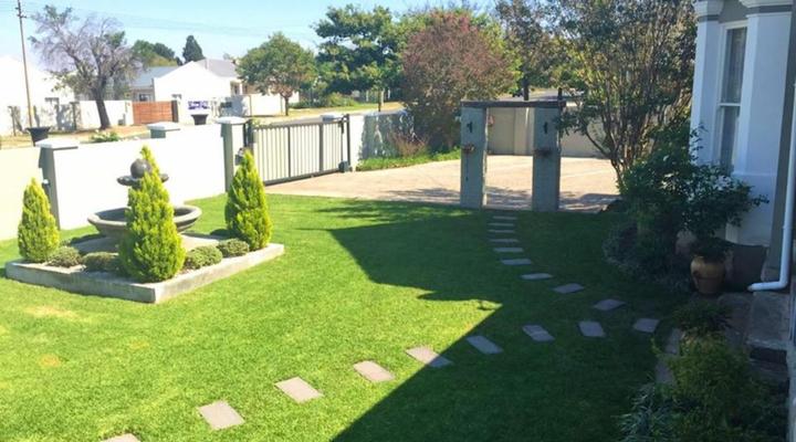 Tranquil House B&B @ 10 Berry Street