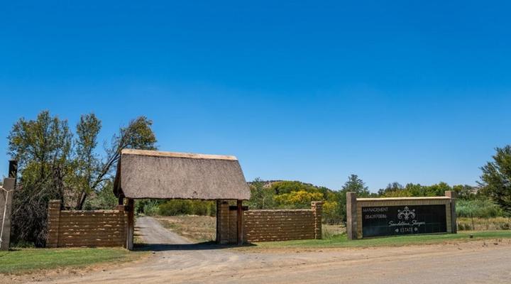 Sandstone Sleeper Estate