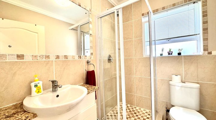 Waterside Living - Kingston Place 08
