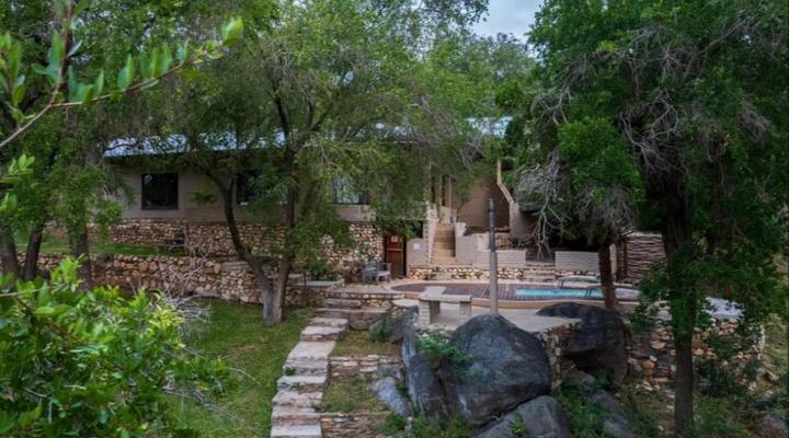 Tembomaji River Lodge