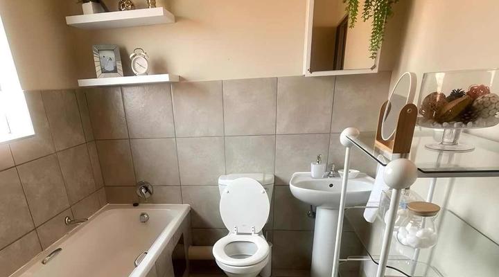 Mello's 3 Bedroom Villa