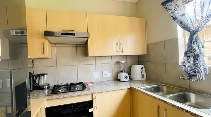 Mello's 3 Bedroom Villa