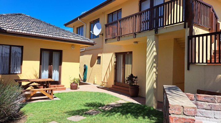 Summerstrand Beach Lodge