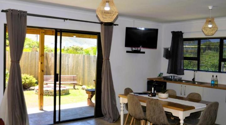 The Beach Cottage Betty's Bay