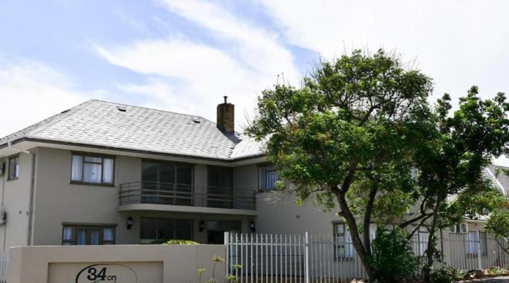 34onLincoln Guesthouse