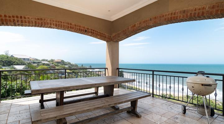 Escape to a Beach Villa in Sheffield Beach, Salt Rock