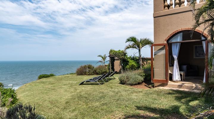 Escape to a Beach Villa in Sheffield Beach, Salt Rock