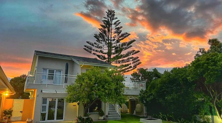 Super Spacious Studio - Loadshedding Proof