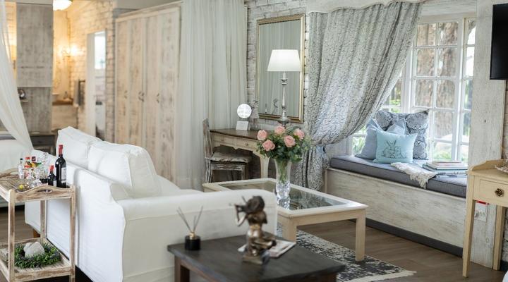 Rose & Ivy Guesthouse