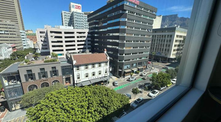 Bree Street Apartment - Explore, Eat, Experience Cape Town