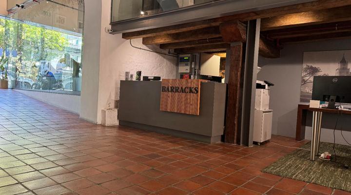 Bree Street Apartment - Explore, Eat, Experience Cape Town