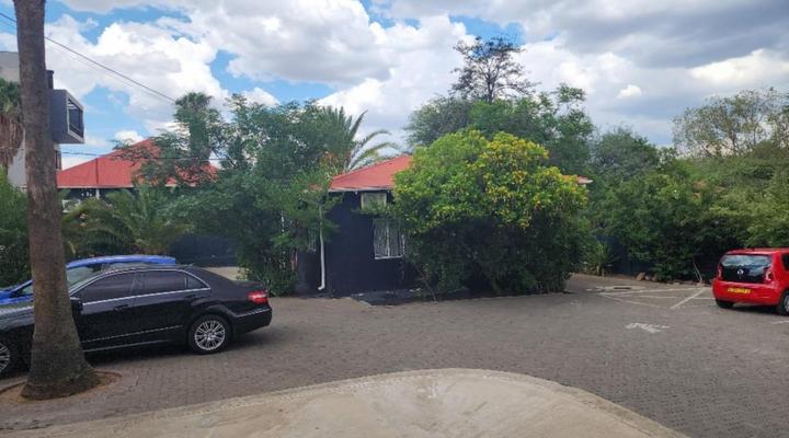 SirWine Hotel Windhoek