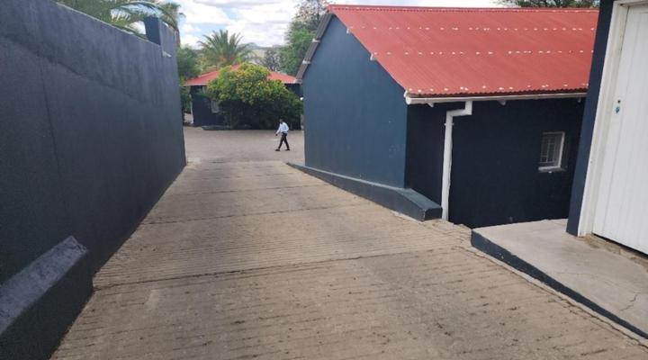 SirWine Hotel Windhoek