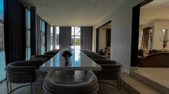 Sizanazo Guest House