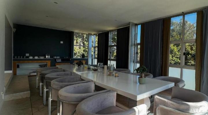 Sizanazo Guest House