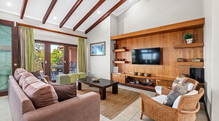 San Lameer Villa 14328- 4 Bedroom Delxue