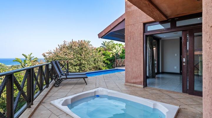 San Lameer Villa 14328- 4 Bedroom Delxue