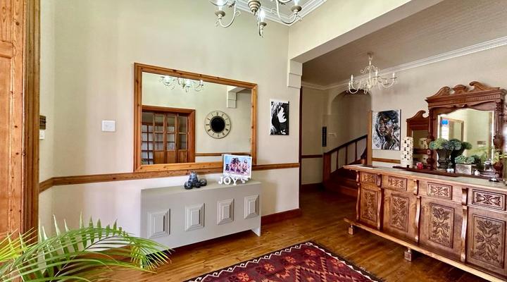 Central Boutique Hotel