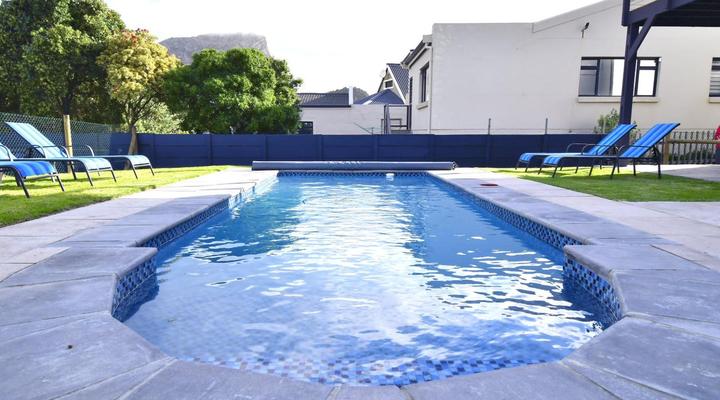 82 Steps to the Beach