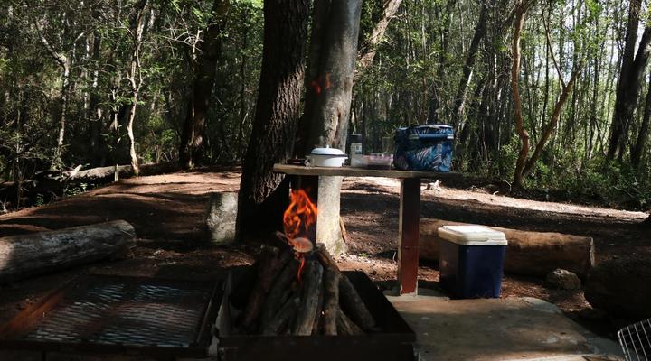 Red Cliff Lodge – Off-Grid Self Catering Eco Retreat