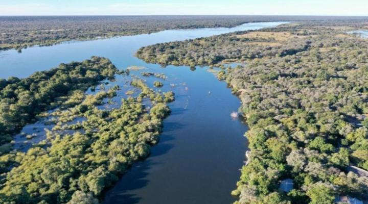 Namwi Island Lodge & Camping