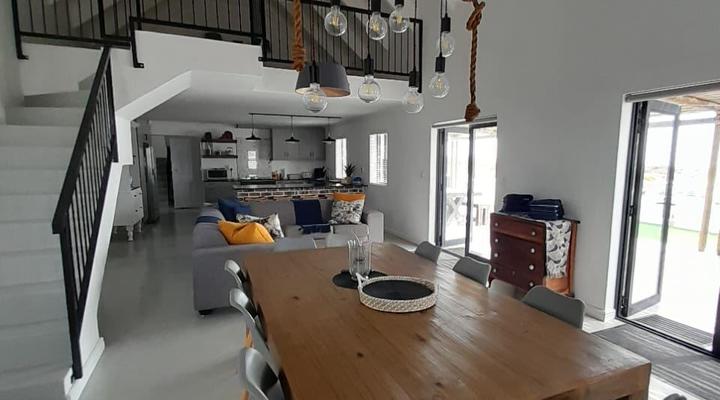 C-Rock Holiday House