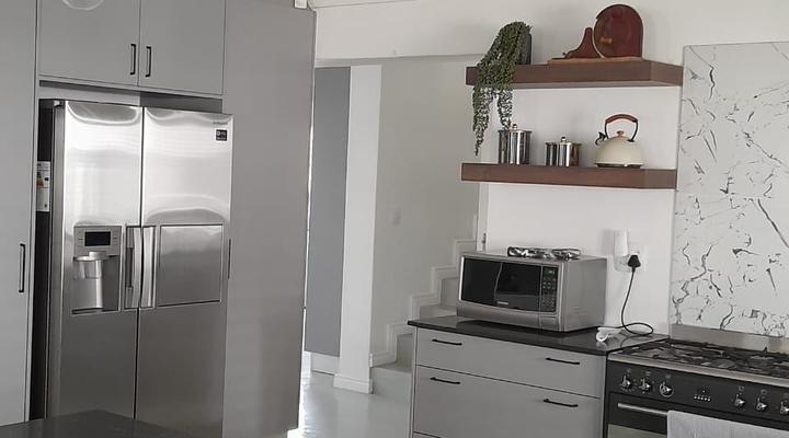 C-Rock Holiday House