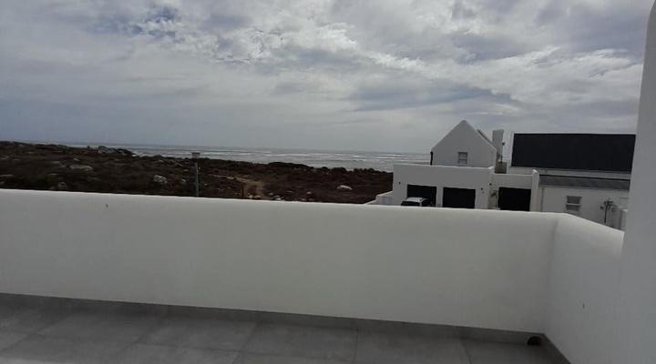 C-Rock Holiday House