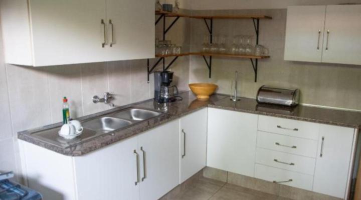 Boven Villa Guest House