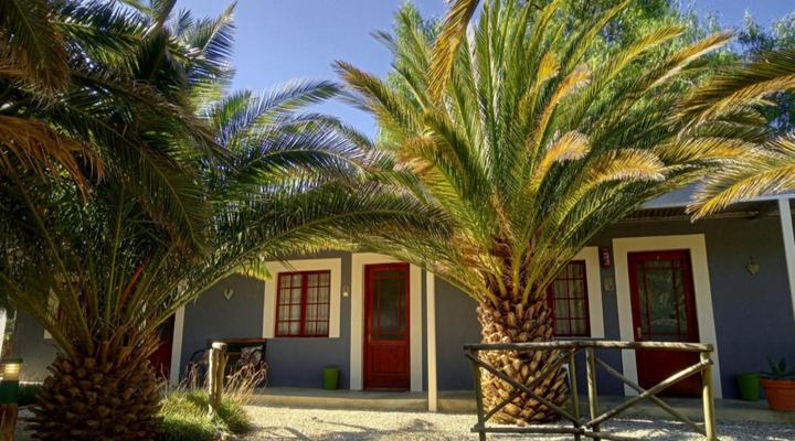 Die Blou Nartjie Guesthouse and Restaurant