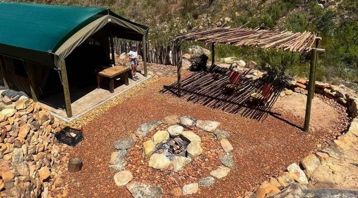 Balie's Gat Camp and Accommodation